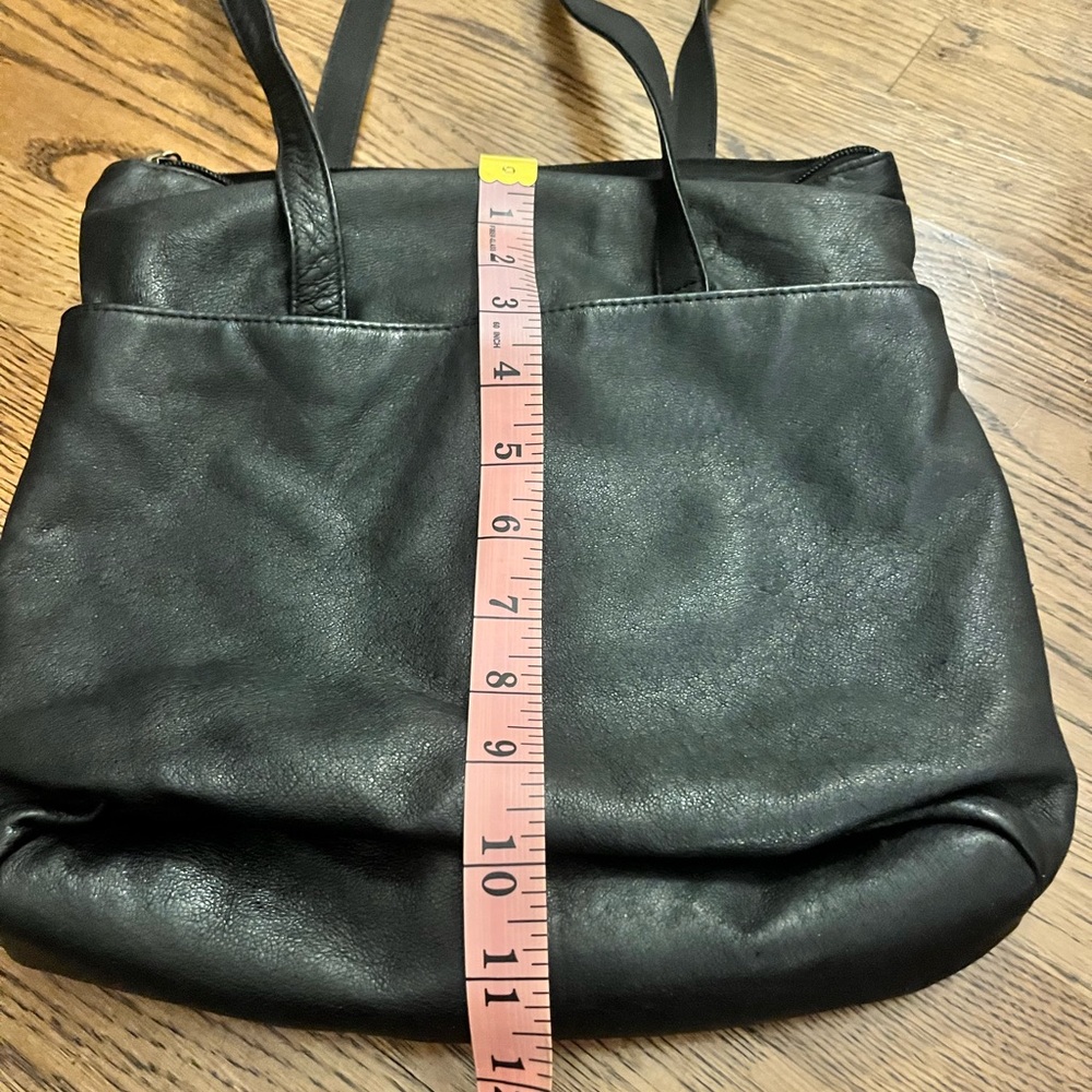 Giana Bernini Black Leather Shoulder Bag - Picture 12 of 13